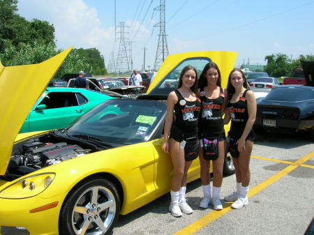 Hooters Carshow Winner