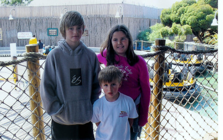 My nephew Trevor, Niece Miranda and Johnny at Sea World 2006