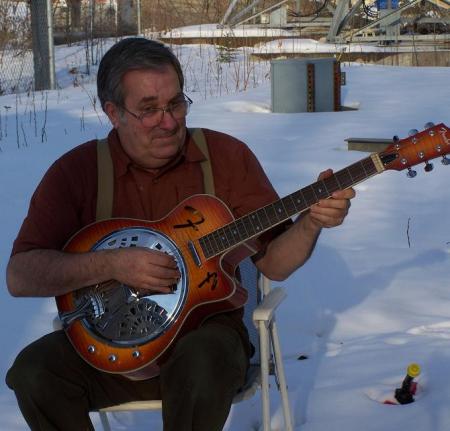 hank and  his dobro