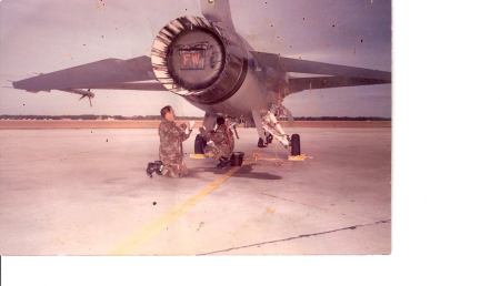 Readying a F-16 for another mission