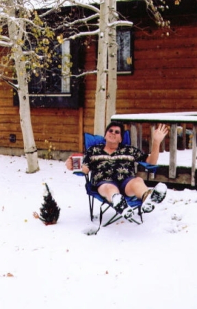 Tim enjoing the winter in Snwaui (Snow-Maui)