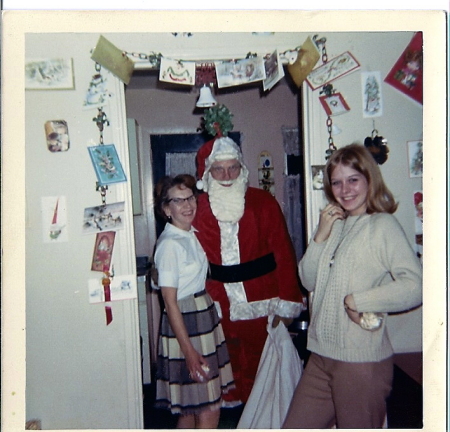 mom kathy santa 1968