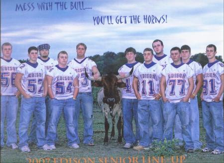 Tess the Longhorn with EHS Football team