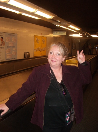 jackie in subway in paris