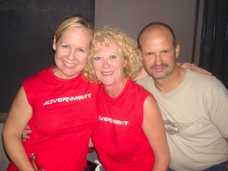 Me, Vicki & Jeff in a Philippine club