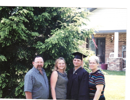 the family down at daves apartment for college