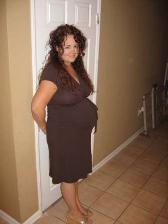 8 months pregnant