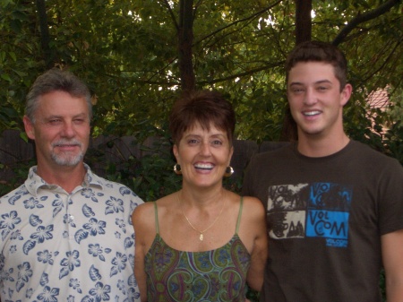 Lynda, husband Ron and son Gregory, summer '06