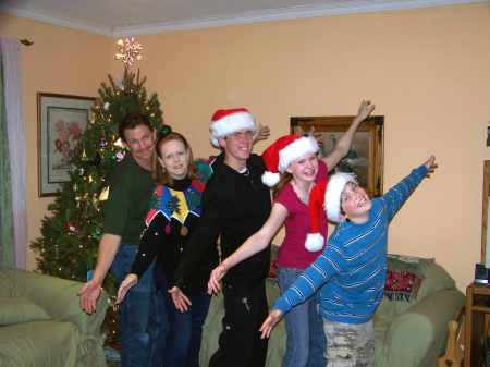 Family Christmas Pic 2007