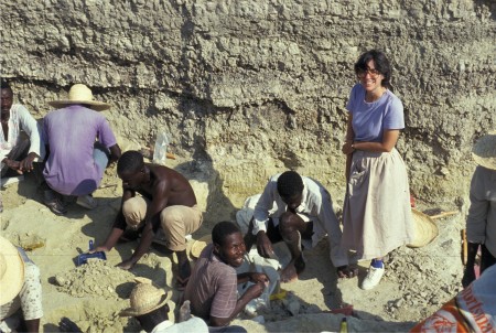 Excavations in Kenya 1992