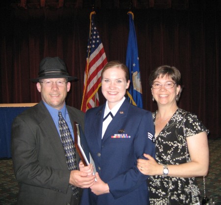 Dan, Karin and neice Lara, Airman of year 07