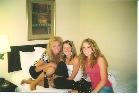 Mom, my dghtr, Holli (20) and her friend