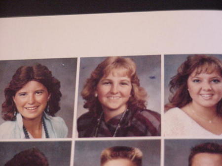 Mary Marcus' Classmates profile album