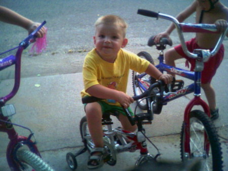 Bryson - Learning how to ride a bike