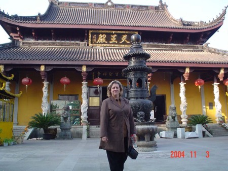 2004_ningbo china temple_lynn