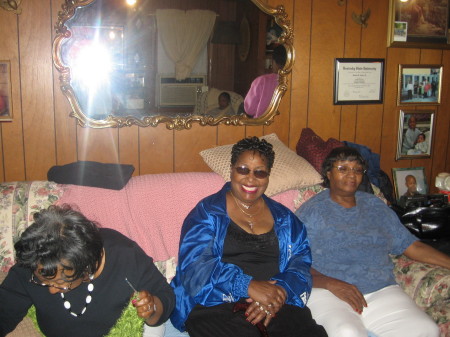 Family Reunion at Grandma Funeral