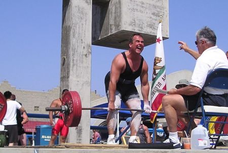 Powerlifting in Venice Beach - 2005