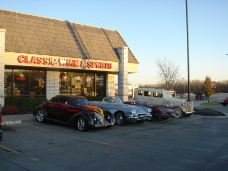 More of our cars 39 Ford, 58 Vette, 65 Vette, 34 Chevy.