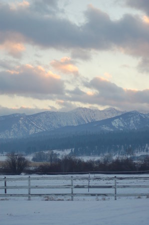 Winter view of Como Peaks