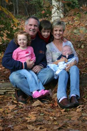 Hunter, Edie, Robbie, Haley and Carl Pickett