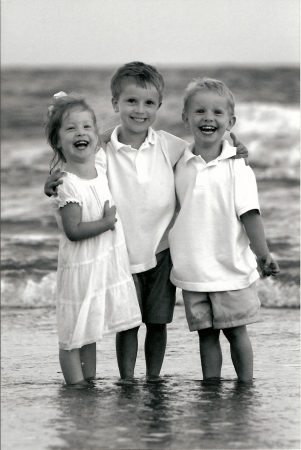 Tarrance kids playing at beach summer 2006