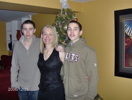 Melanie and her boys x-mas 2006