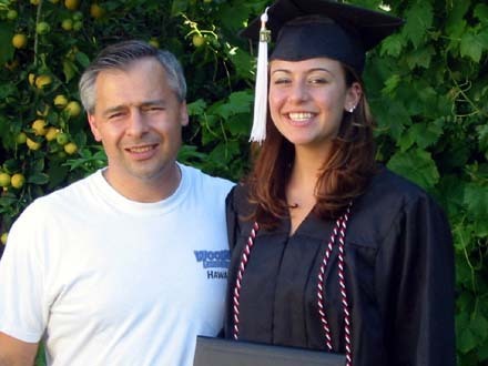 Laura graduates w/honors 2005