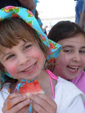 Isabella & Gianna-Disney Cruise April 2008