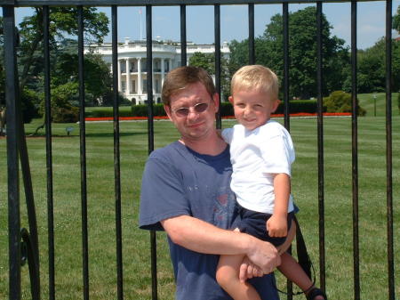 B/F and son (3 yrs old) at White House