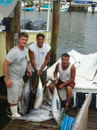 Yellowfin Tuna Fishing 08/25/06