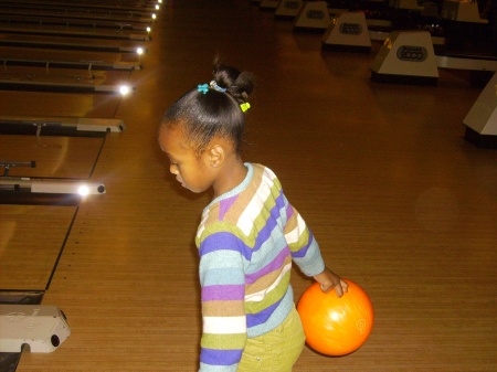 Vaughn bowling (age 6)