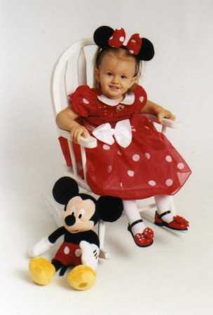 Zoey as Minnie Mouse for Halloween 2006