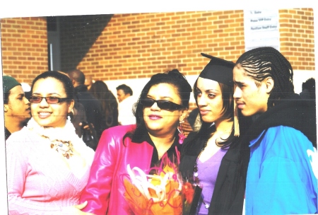 The Graduate 08' & Family