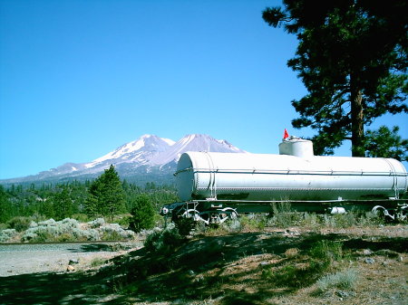 Up Hotlum road on Mt Shasta