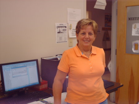 Linda Thearp's Classmates® Profile Photo