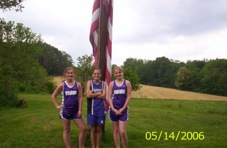 Brittney, Samantha and Kylie - Once in a lifetime pic