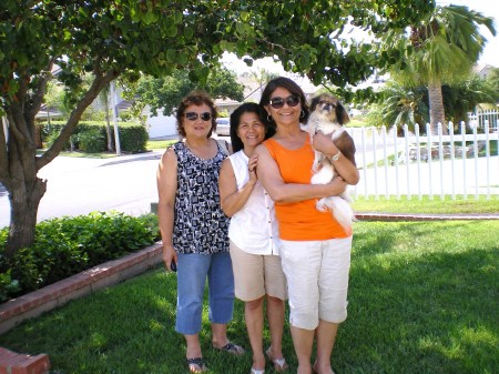 Auntie Florie& Cousin Barbara& Shana-Snooky