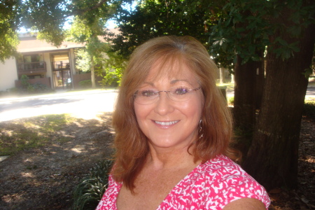 Julie Lang's Classmates® Profile Photo