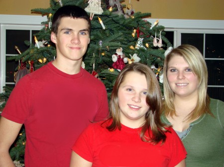 Kyle, Kassie and Kaylee 2007