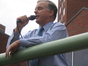 Howard Dean in Cambridge 2004