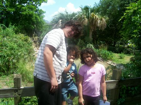 Kids hanging out at the Houston Zoo