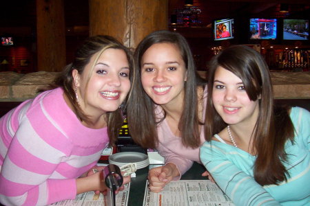 left to right jenna, age 21 katie, age 22, lauren, age 16