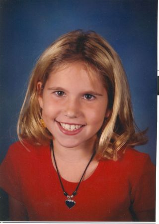 Taylor...her 3rd Grade Pic
