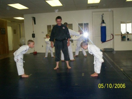 Glyn (8) & Tyler (6) at Karate