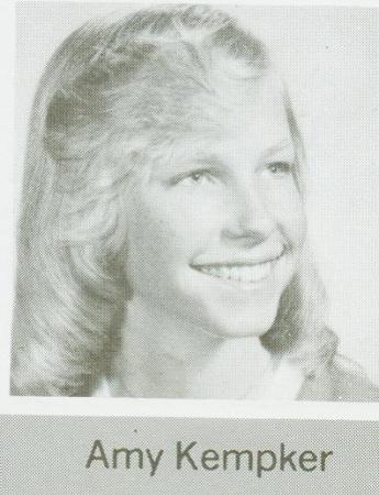 Amy Thomas' Classmates profile album