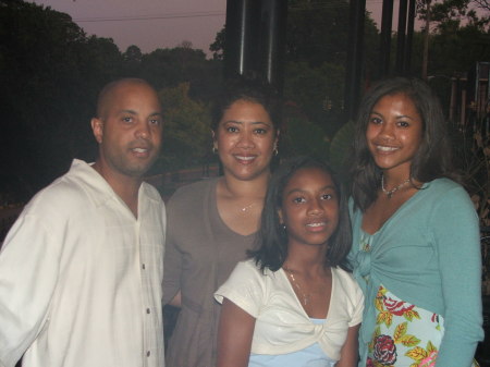 Harold, Virginia, Alissa & Breeanna - July 06