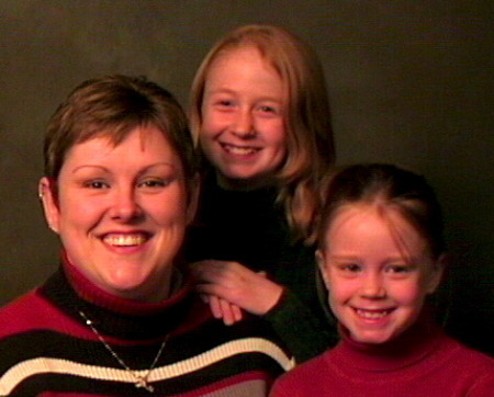 Megan, Taylor and Calais 2006
