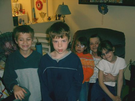 Justin, Cody, Cheyenne, Grandma & Alexys
