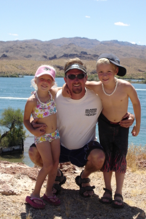 Kevin (my husband) and the kids in Lake Havasu, 4/05.