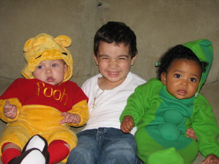 Desiree, Antonio & Jada Halloween 2006